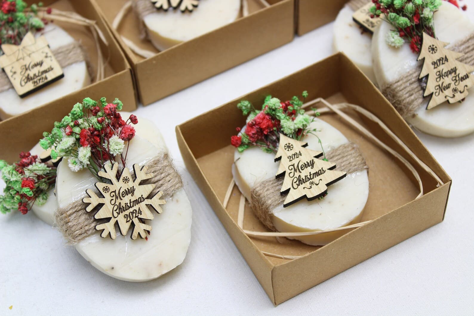 Christmas Soap Favour — handmade by Butterflyy Shop